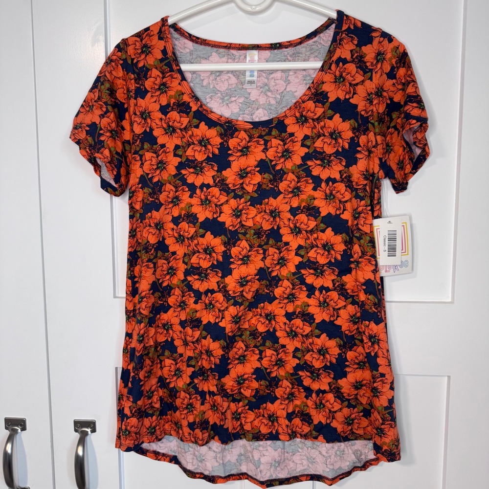 NWT LuLaRoe Classic Tee T-Shirt Women's Size Small Modal & Cotton Blend Floral